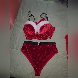 Santa Baby Holiday Velvet Bra & Brief Set